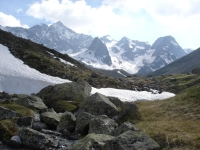 DSC02747 De gauche  droite, Pic du Glacier Blanc, Pic de Neige Cordier, Pic d'Arsine, Pic du Dragon et Pic de Chamoissire